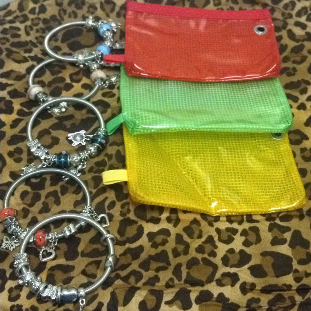 Change bags all 3 and Custom jewelry Bracelet 5 $